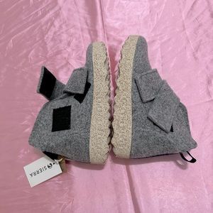 Asportuguses wool boots. Size 7. Euro size 37 fits US  7.5